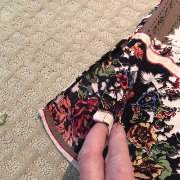 Fabulous colourful open flowy top - Picture 9 of 12